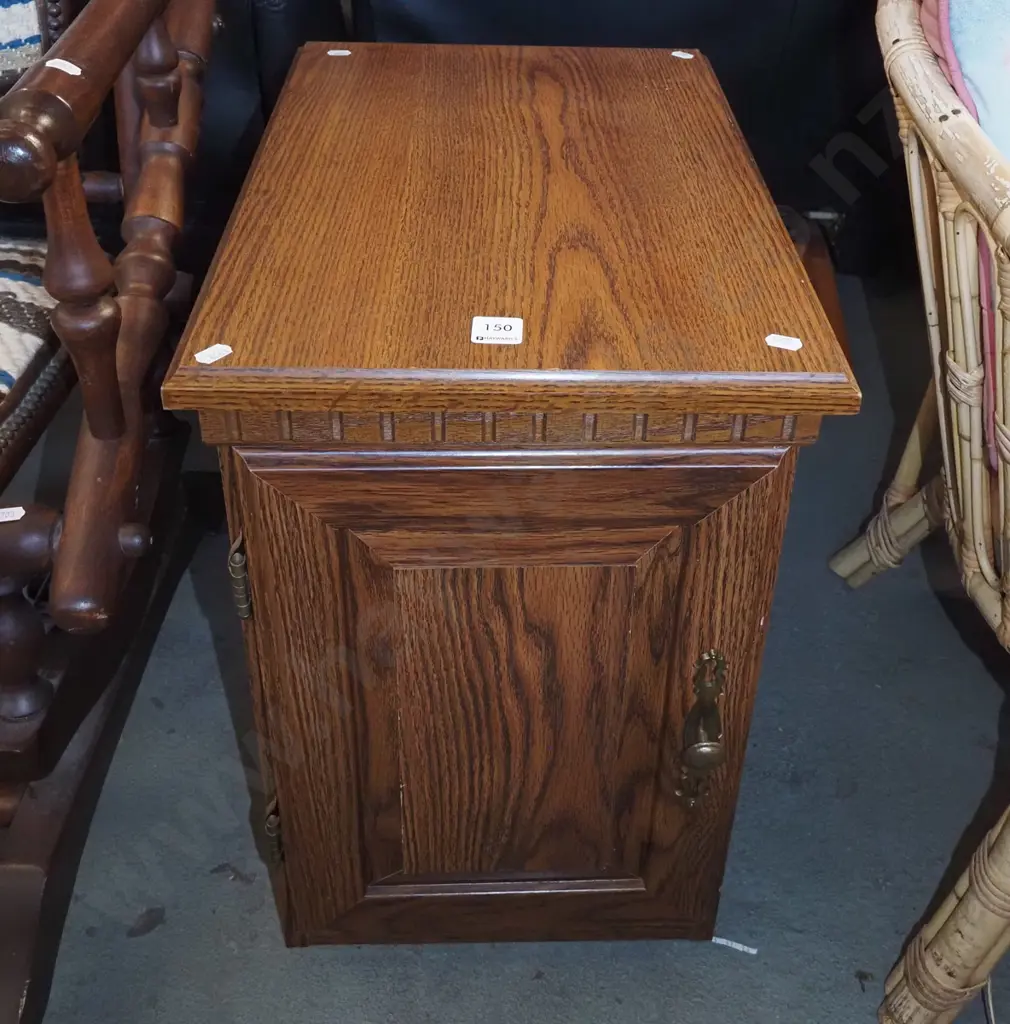 mdf faux oak veneer single door end table wih magazine rack  H520 W330 D600 Image 1++