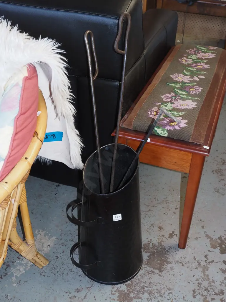 balck coal scuttle, fireside tools Image 1++