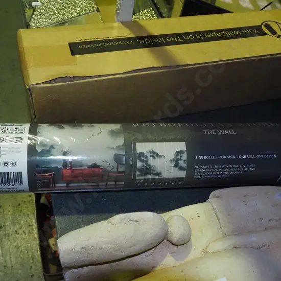 roll of vinyl wallpaper when installed correctly will be Chinese inspired wall art