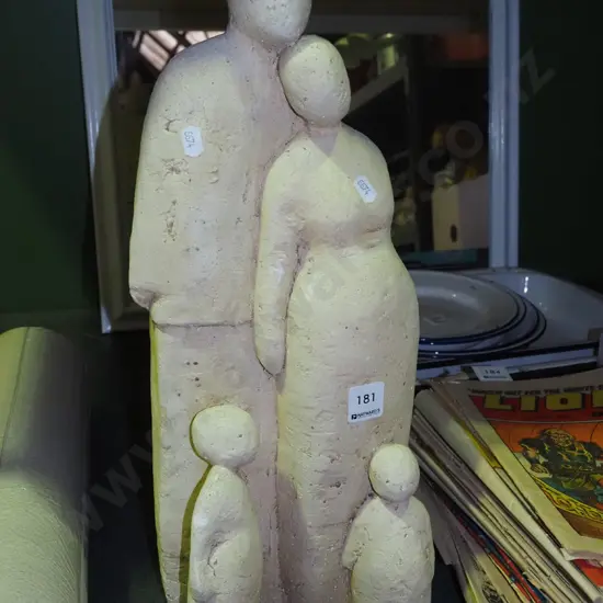 studio pottery family figurine H450