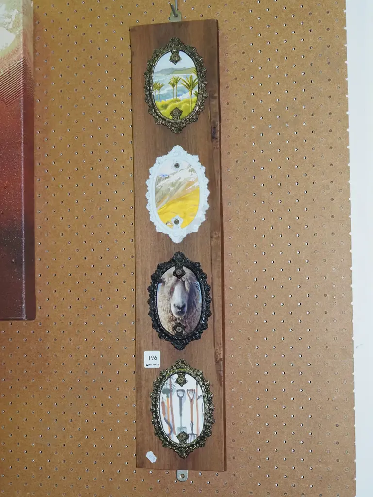 4x ornate framed NZ themed prints on board H665 Image 1++