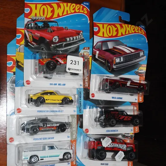 7x carded Hotwheels toy vehicles
