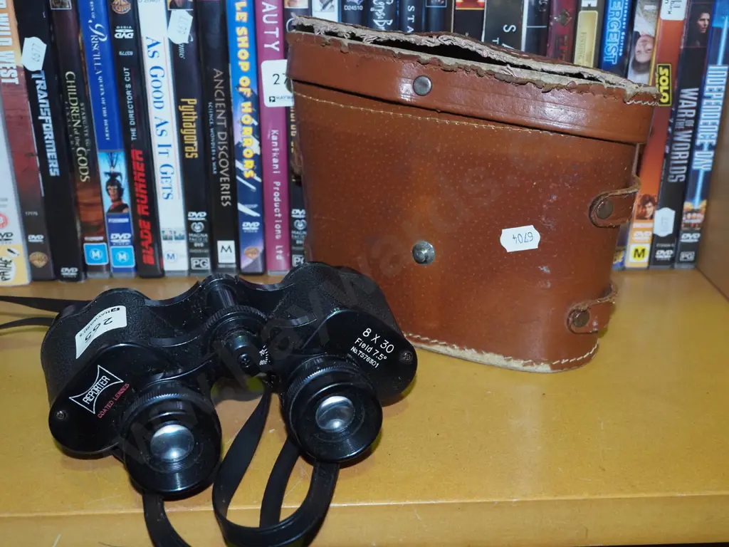 pair of 8x30 field binoculars in case Image 1++