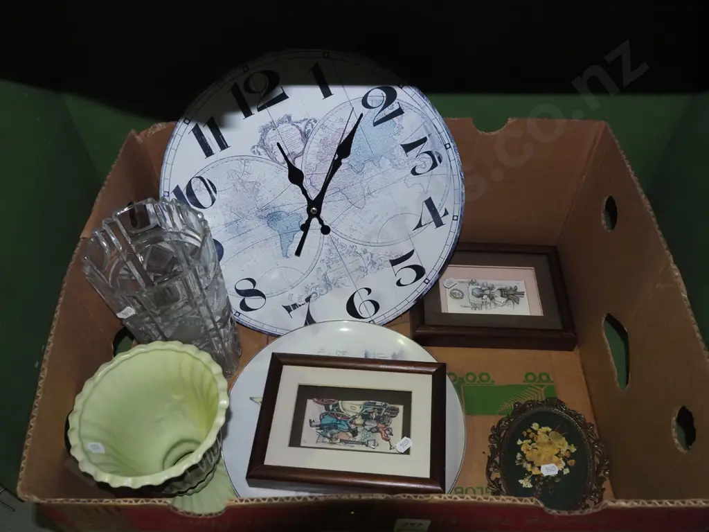box; wall clock, vases, pate etc Image 1++