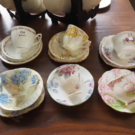 4x trios, 2x cups and saucers