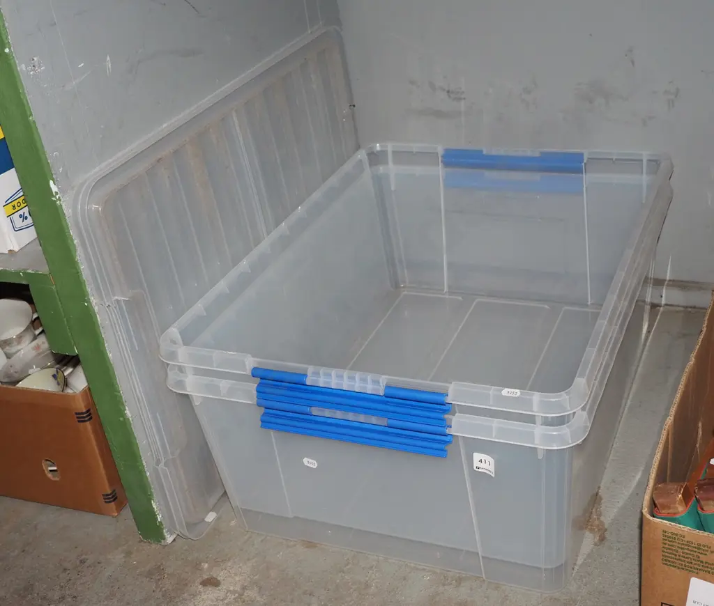 2x 60L lidded storage containers Image 1++