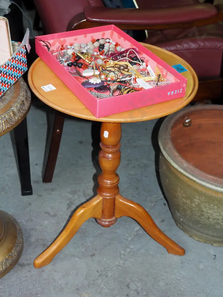 turned rimu wine table H530 Image 1++