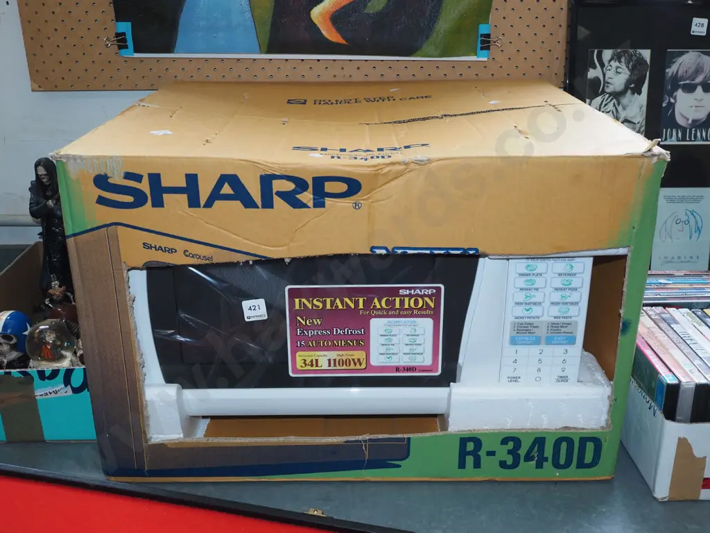 boxed as new Sharp Carousel microwave Image 1++