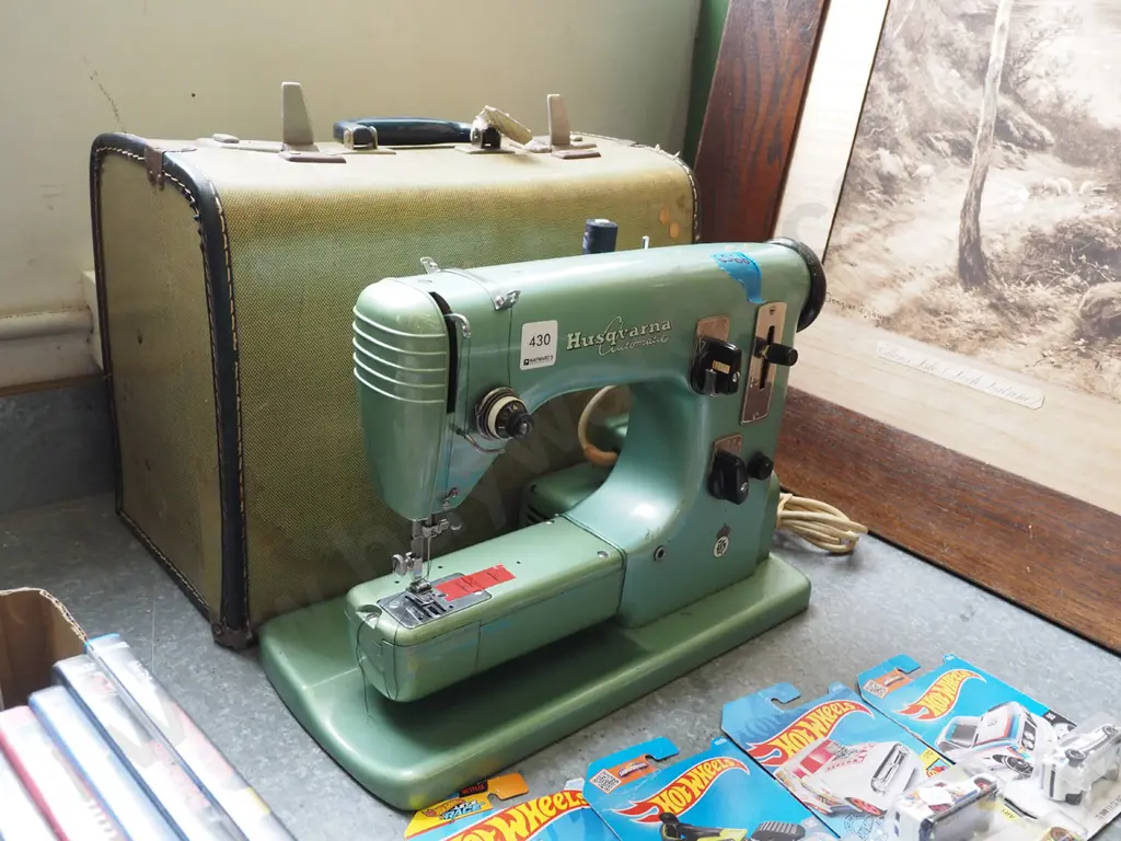 Husqvarna automatic sewing machine Image 1++