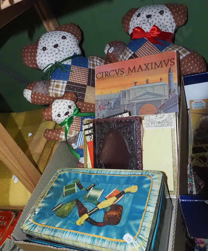 box; teddy bears, board games, vintage tin etc Image 1++
