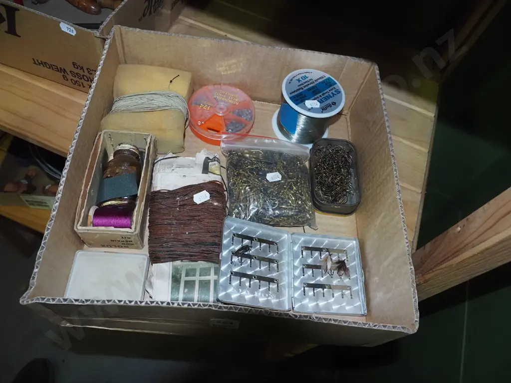 box; fly tieing lines, swivels, hooks etc Image 1++