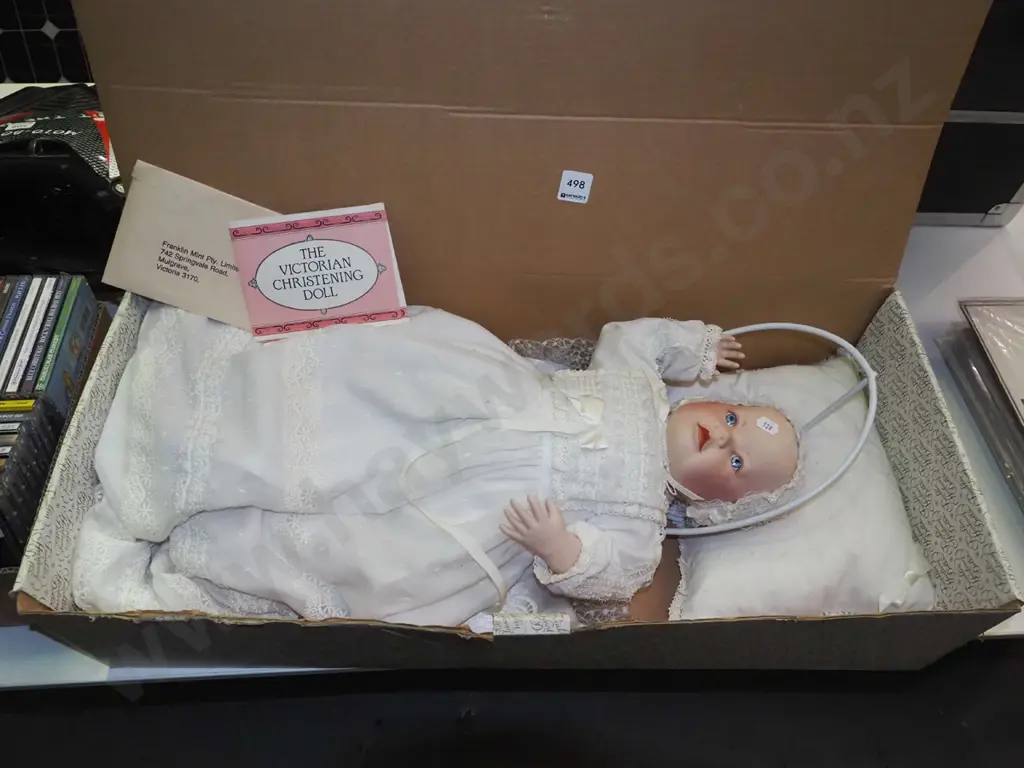 boxed Franklin Mint porcelain display doll Image 1++