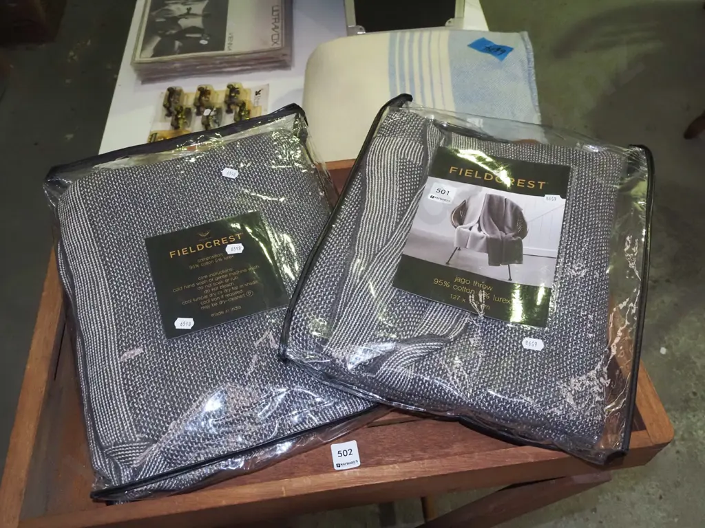 2x as new Field Crest throws Image 1++