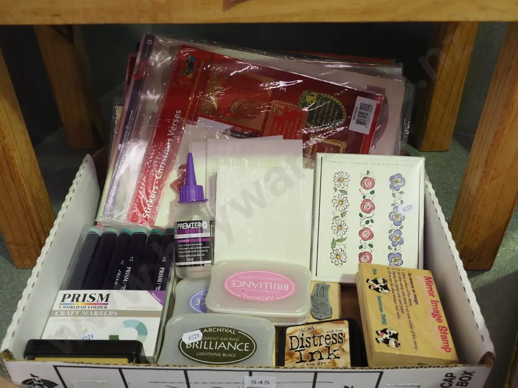 box; rubber stamps, cards, markers etc Image 1++