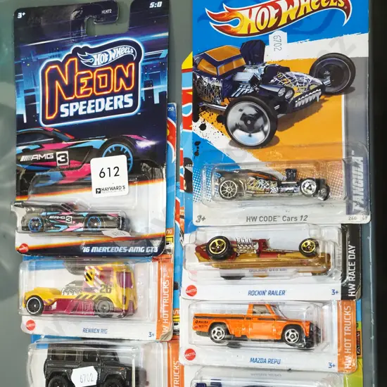 7x carded Hotwheels toy vehicles