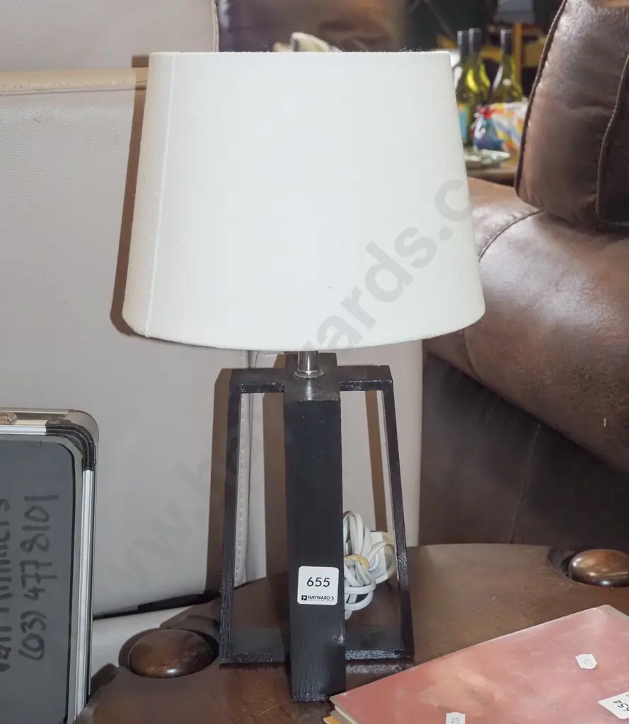 wood based table lamp H400 Image 1++