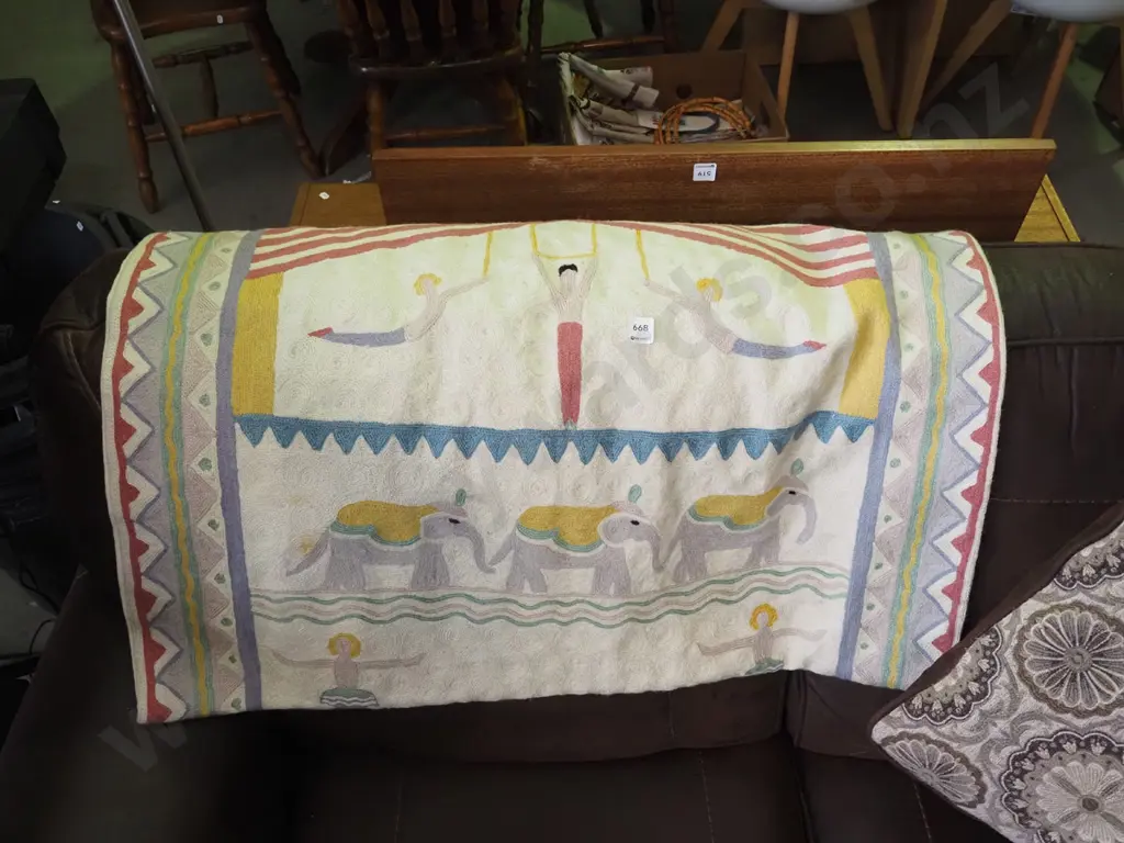 light weight circus themed needlework child's floor mat/wall hanging Image 1++