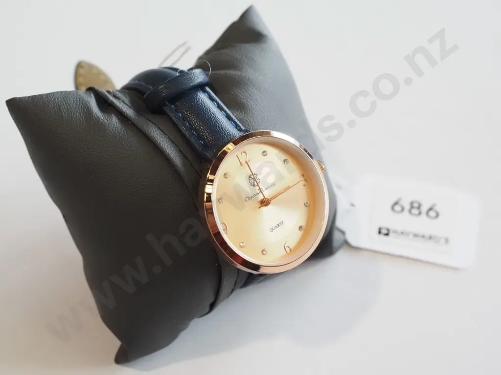 wristwatch Image 1++