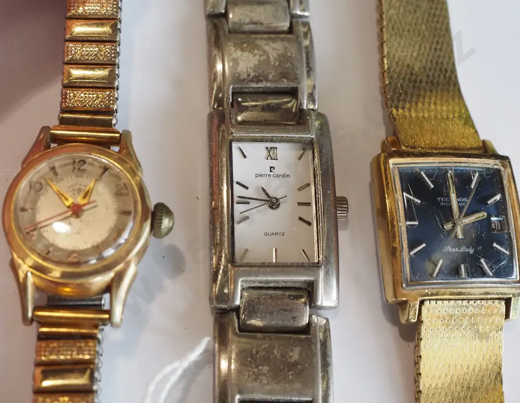 3x wristwatches Image 1++