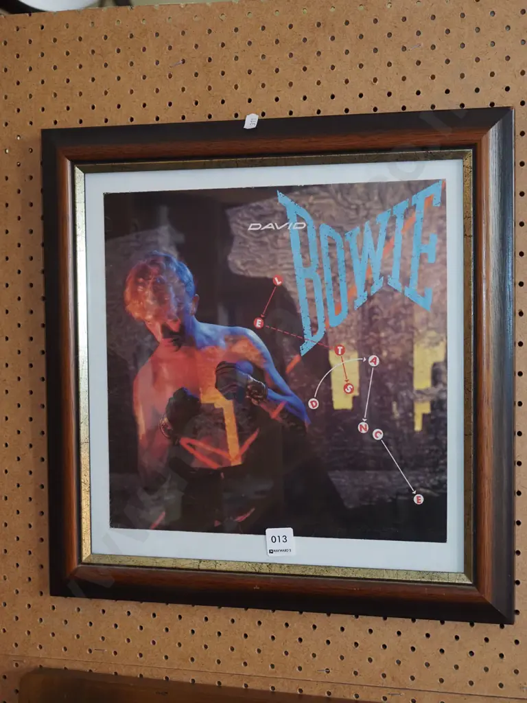 framed David Bowie print Image 1++