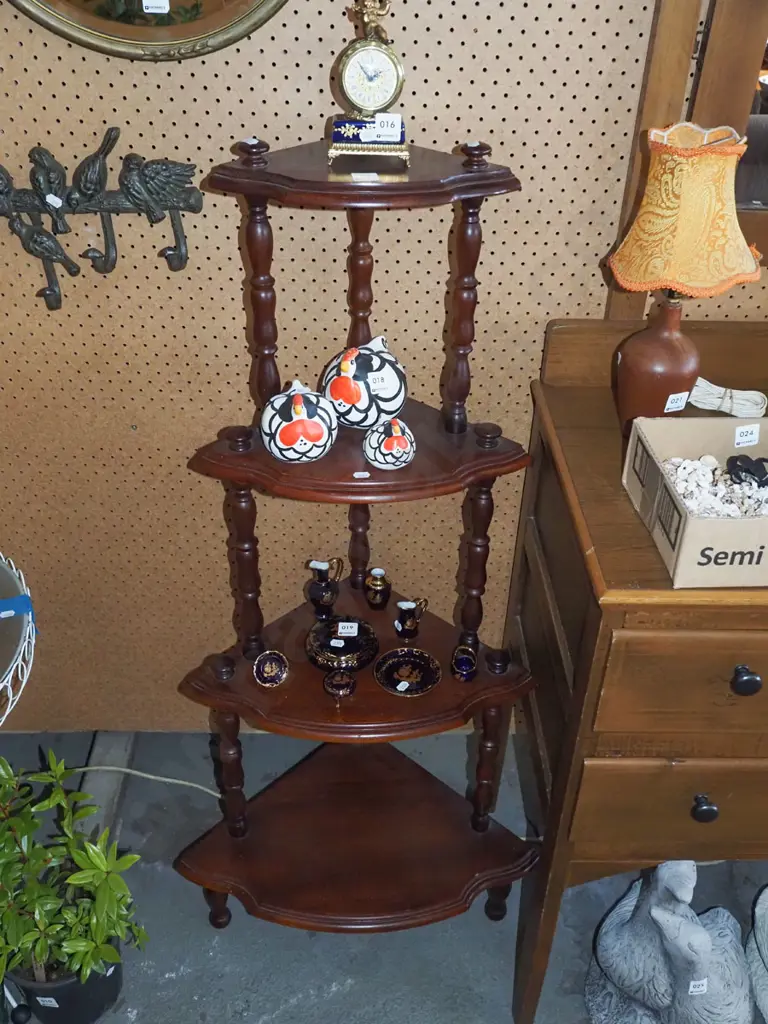 4 tier mahogany what not H1200 Image 1++