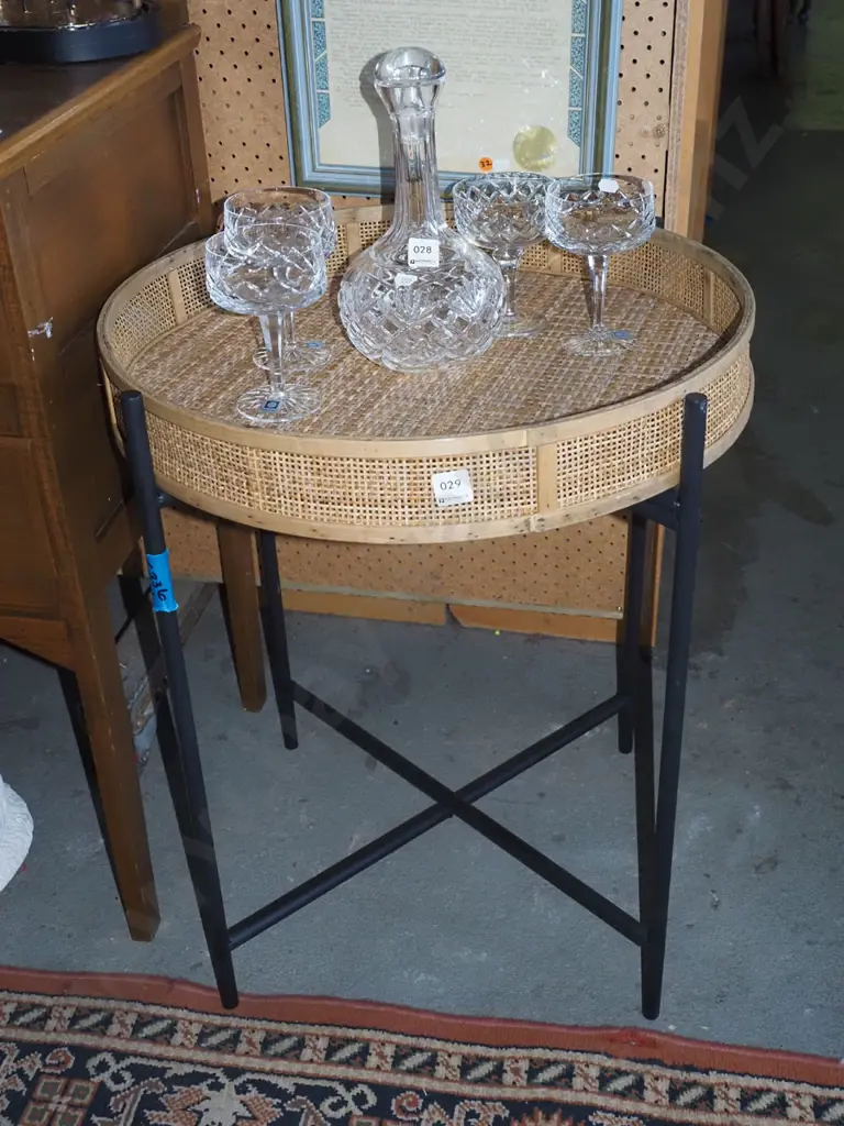 Early Settlers circular cane tray on metal base H650 Diam550 Image 1++