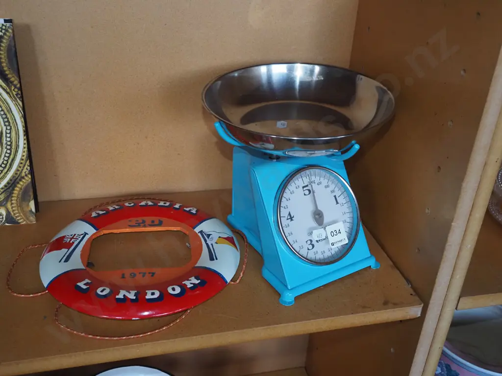 lifebouy picture frame, kitchen scales Image 1++