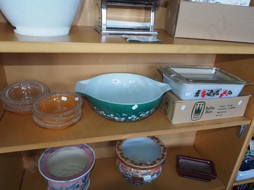 retro pyrex baking dish and bowl, orange dimpled glass sweet dishes Image 1++