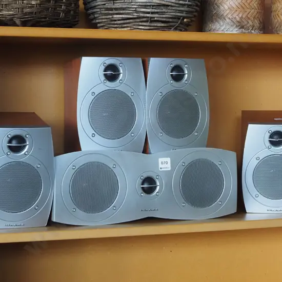 5x Wharfedale speakers