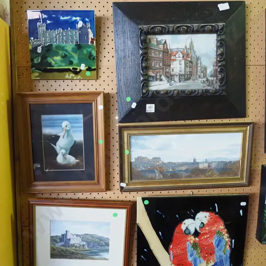 2x wall hanging ceramic picture tiles, 4x framed prints - green dots