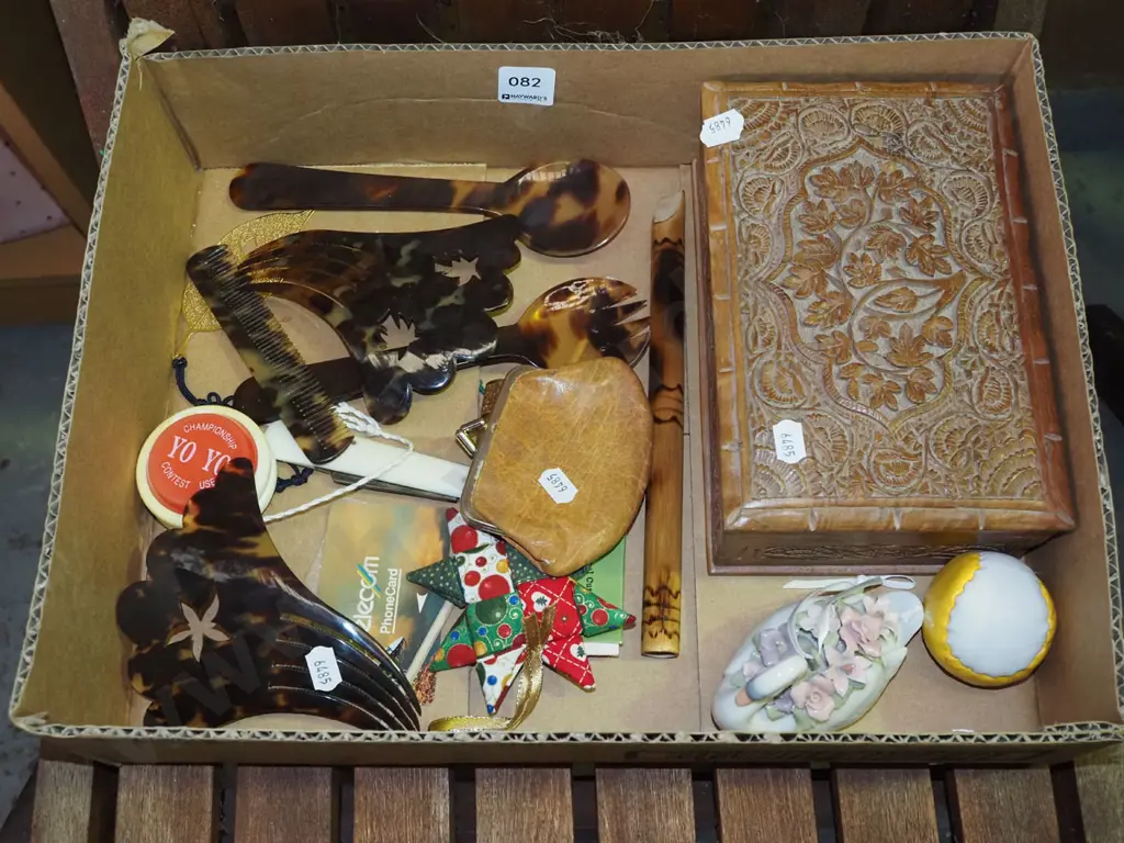 box; combs, serving spoons, change purse, carved wooden box etc Image 1++