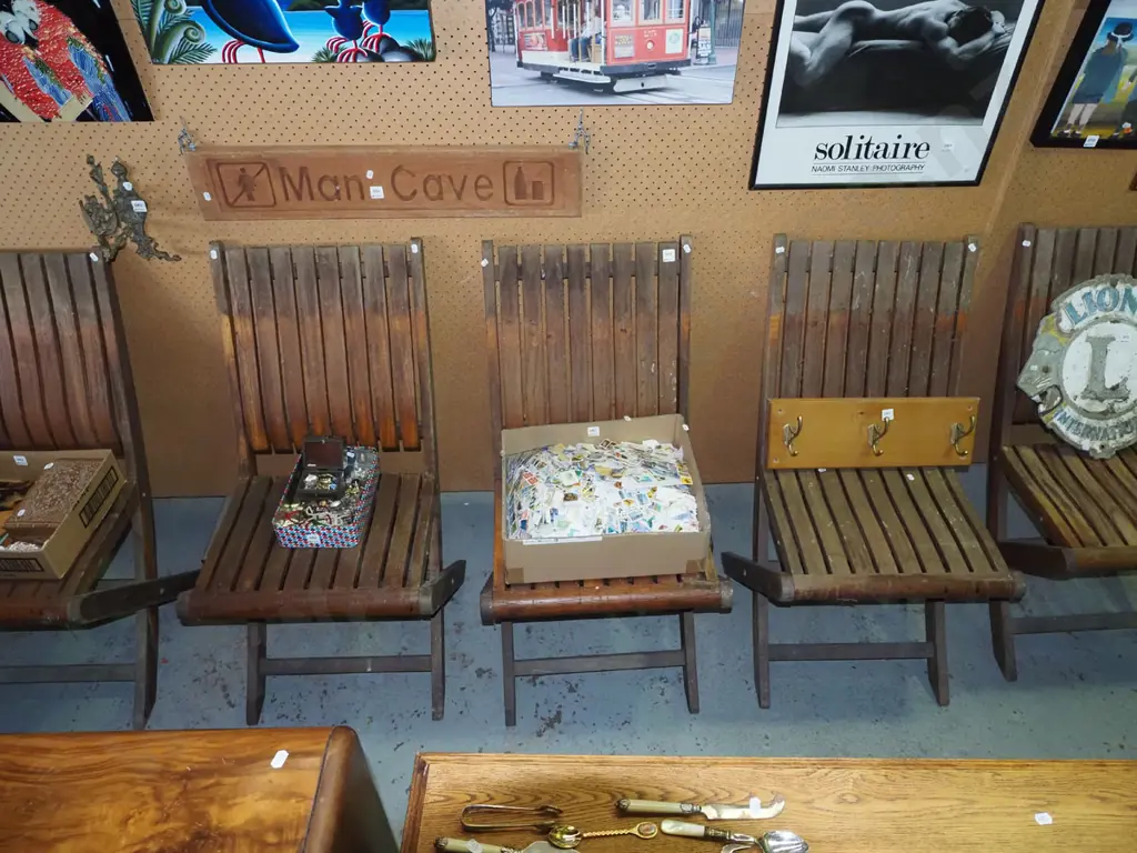 6x hardwood outdoor chairs Image 1++