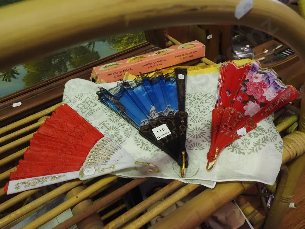 various scarves, fans Image 1++