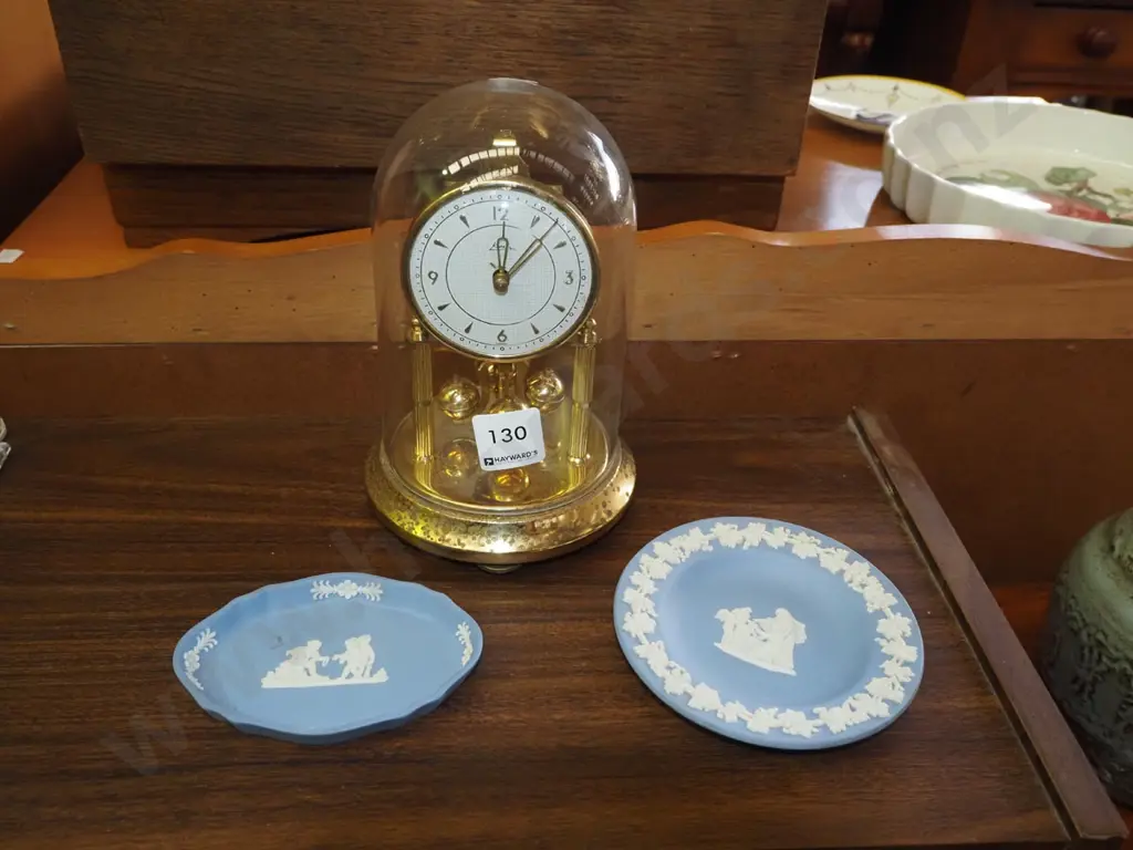small anniversary clock, 2x jasperware dishes Image 1++