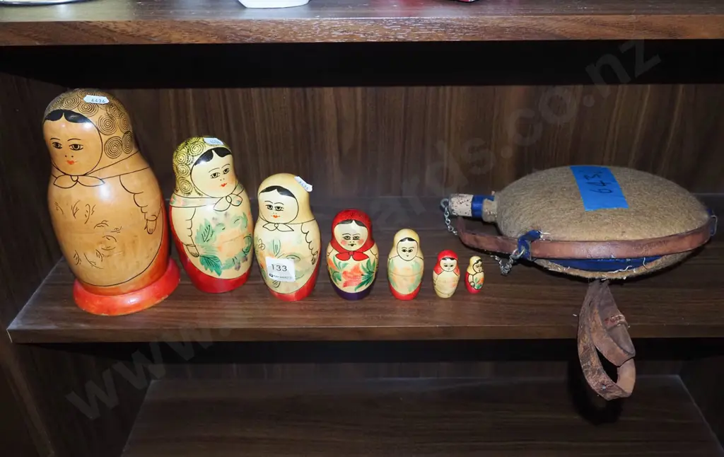 Russian dolls, canteen Image 1++