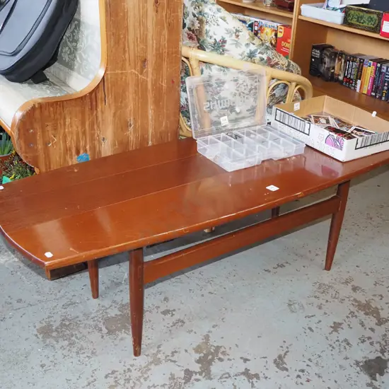 solid wood mid century coffee table - splitting to top