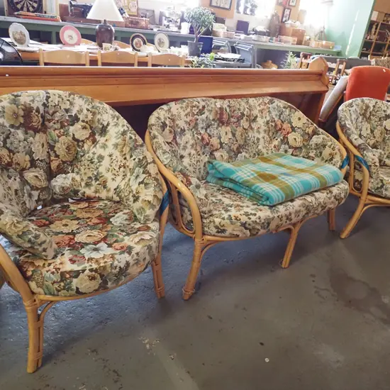 floral deep buttoned and bamboo 3 piece patio set - 2 seater, 2x singles