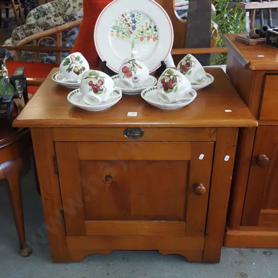 Saxony pine single drawer cupboard H560 W650 D470