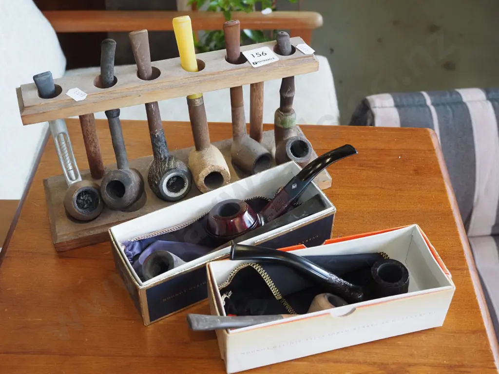 various pipes, pipe stand Image 1++