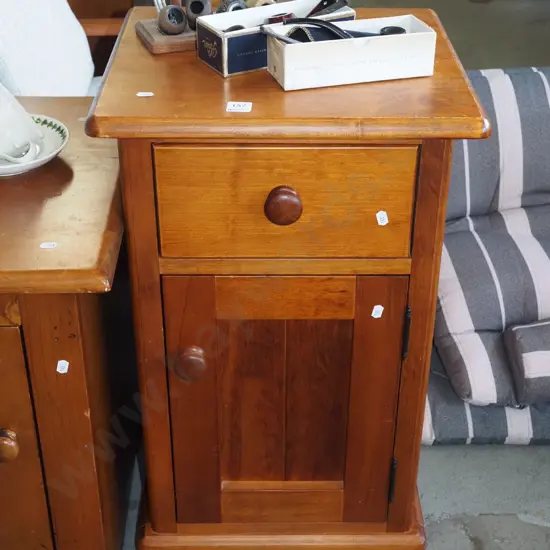 pine 1 door 1 drawer bedside cabinet