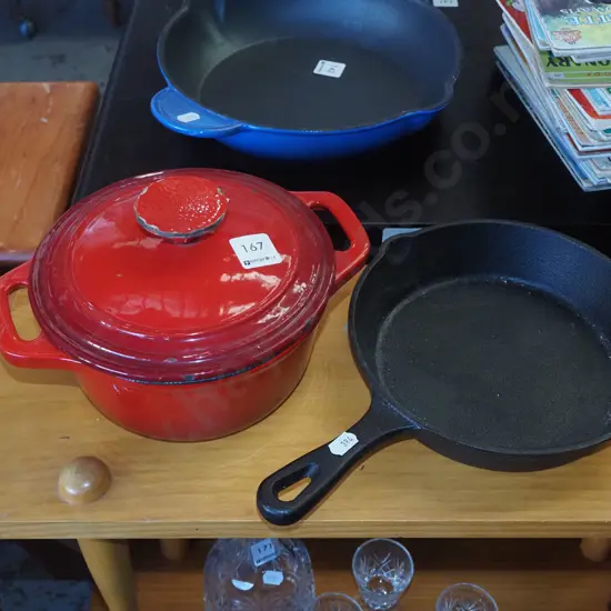 small cast iron lidded casserole - some markings inside, cast iron frying pan Diam200