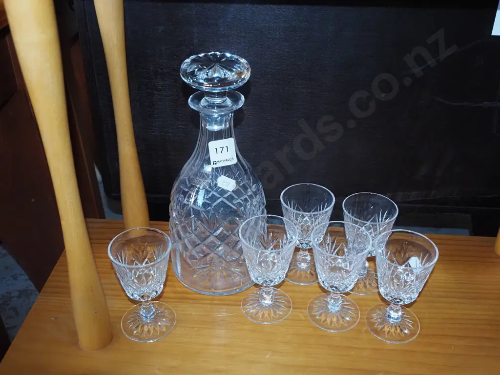 cut crystal decanter, 6x small goblets Image 1++