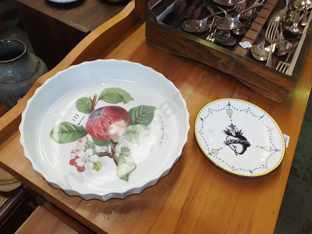 Portmeirion baking dish, Shelly religious saucer Image 1++