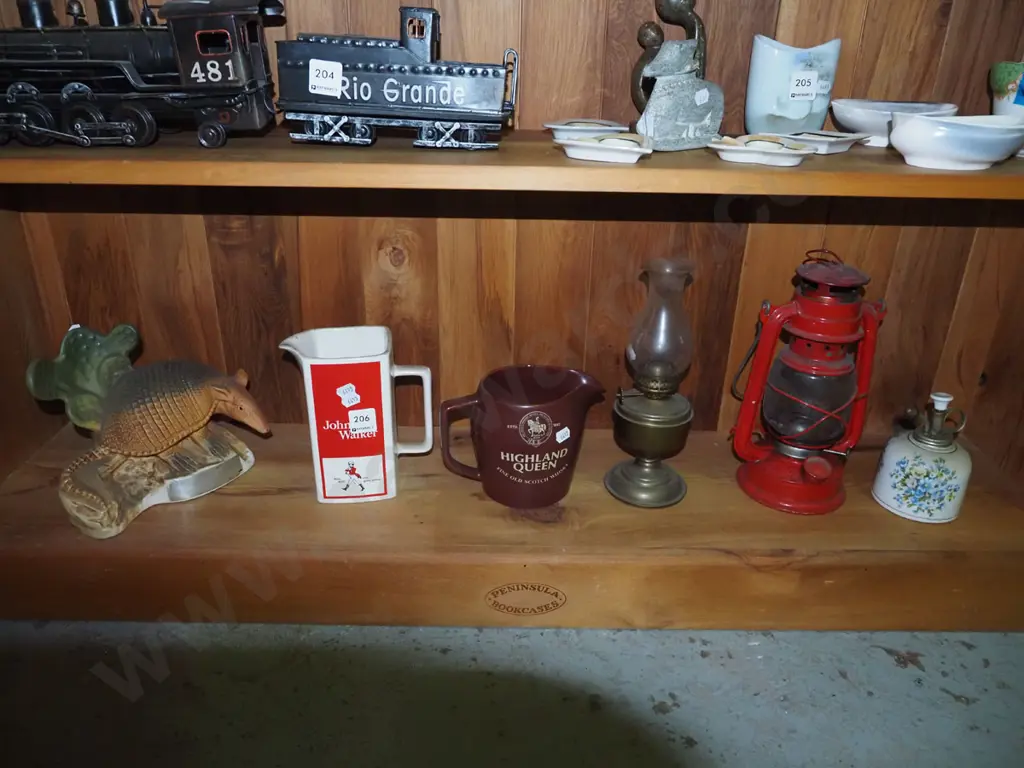 Jim Beam armadillo decanter - empty, whisky jugs, kerosene lanterns etc Image 1++