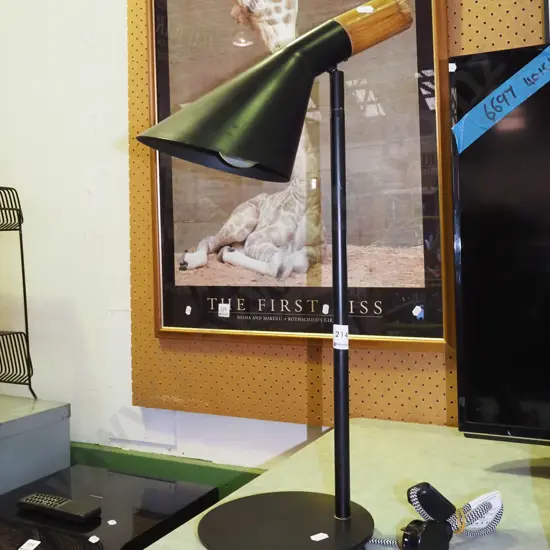 contemporary desk lamp H580