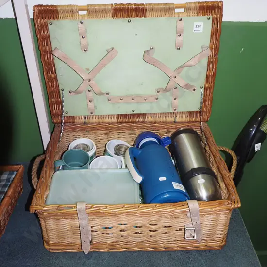 picnic hamper and contents