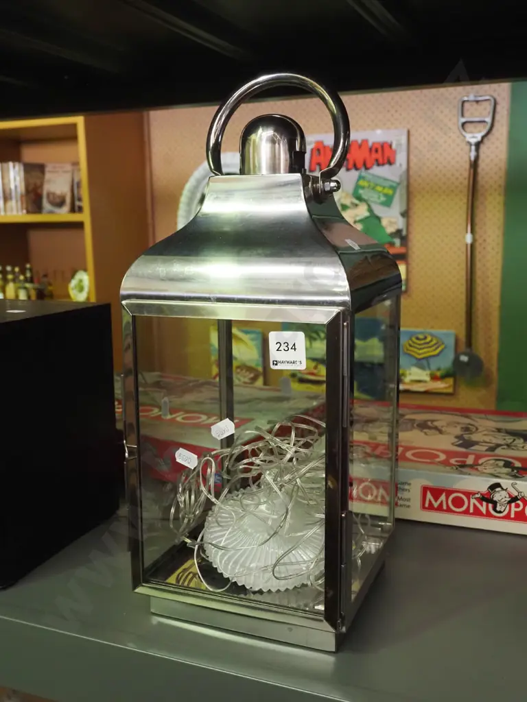 candle lantern with battery powered LED lights H400 Image 1++