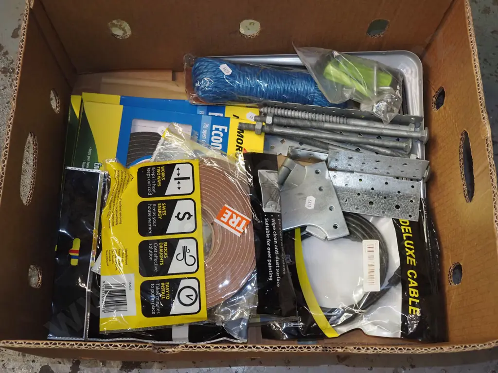 box; door draft seals, cables rope etc Image 1++