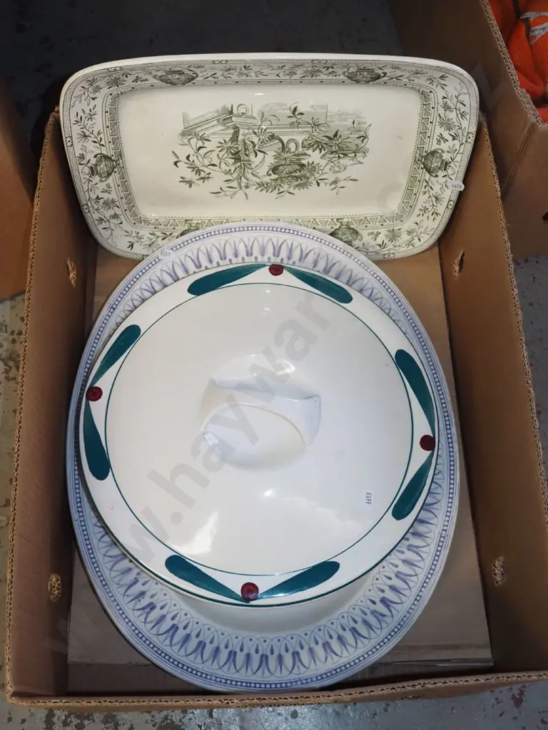 2x ashets, large lidded Temuka serving dish Image 1++