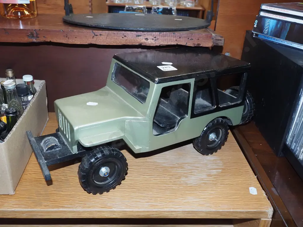 homemade wooden Land Rover L380 Image 1++